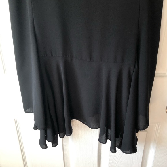 Dress. Size 4 - Picture 2 of 4